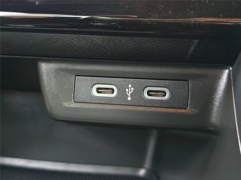 Used 2026 Volkswagen Jetta Sport FWD image 17