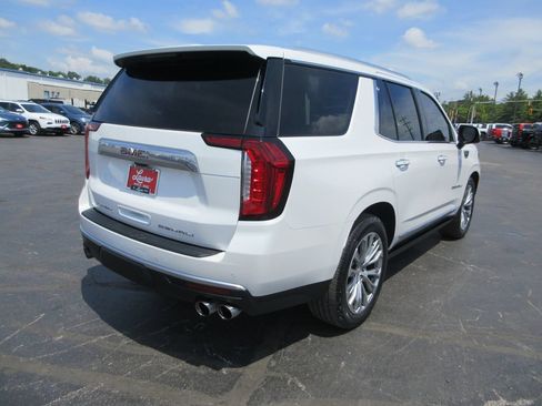 Used 2021 GMC Yukon Denali w/ Denali Ultimate Package AWD/4WD image 7