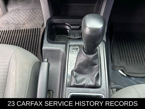 Used 2017 Toyota Tacoma SR AWD/4WD image 21