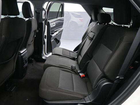 Certified 2023 Ford Explorer XLT image 20