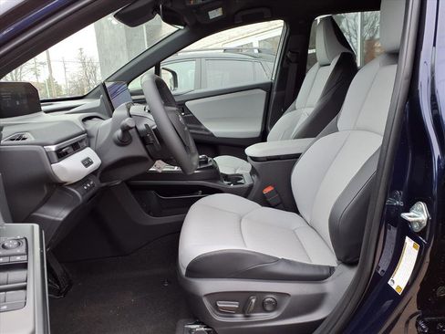 New 2026 Subaru Solterra Premium image 12