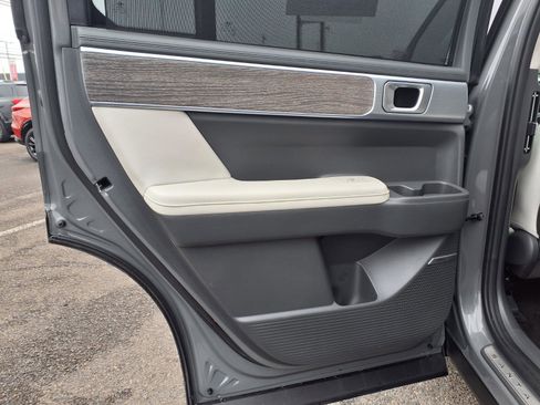 Used 2025 Hyundai Santa Fe Calligraphy image 21