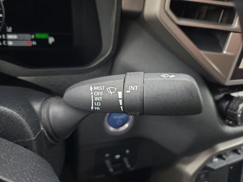 Used 2024 Toyota Tundra Limited AWD/4WD image 20