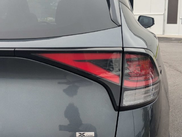 Used 2023 Kia Sportage X-Line AWD/4WD image 12