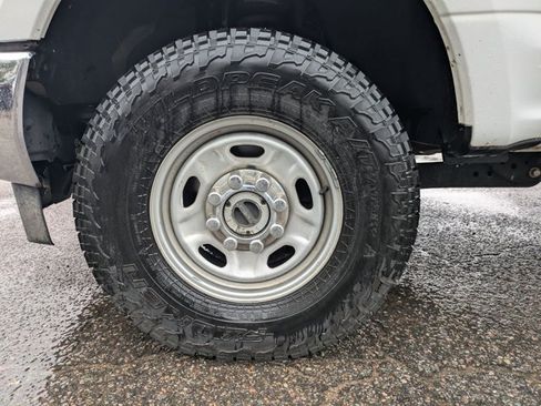 Used 2018 Ford F350 XL w/ Power Equipment Group AWD/4WD image 18
