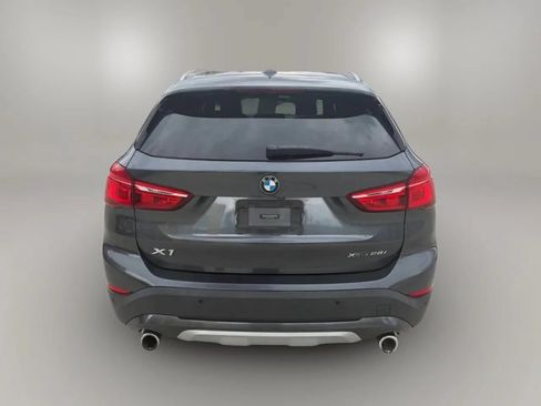 Used 2021 BMW X1 xDrive28i w/ Convenience Package AWD/4WD image 17