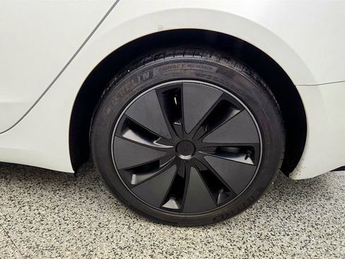 Used 2025 Tesla Model 3 Long Range RWD image 9