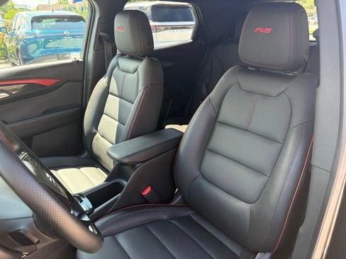 Used 2024 Chevrolet TrailBlazer RS AWD/4WD image 15