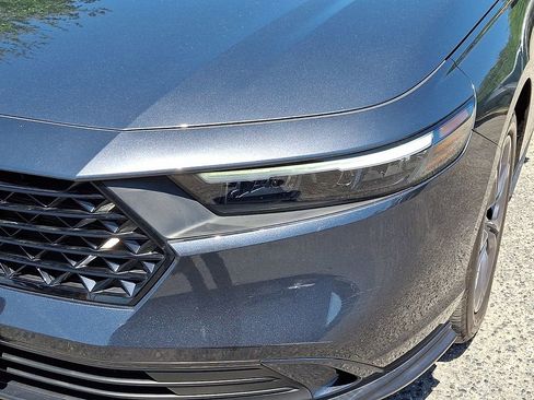 Used 2023 Honda Accord EX image 9
