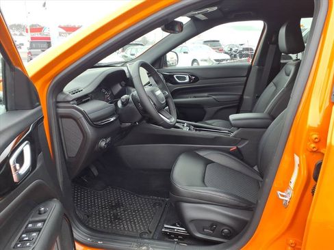 New 2026 Jeep Compass Latitude image 7