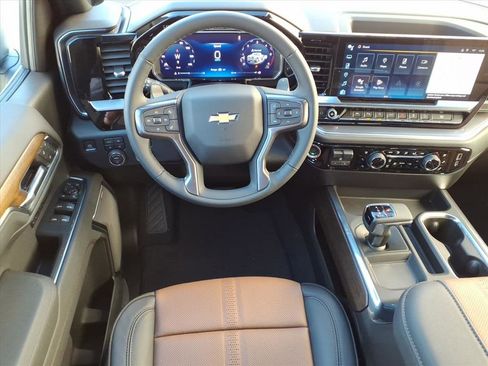 New 2026 Chevrolet Silverado 1500 High Country w/ Z71 Off-Road Package image 9