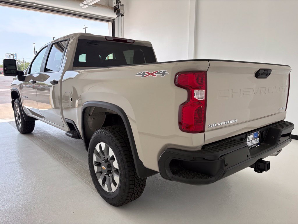 New 2026 Chevrolet Silverado 2500 Custom w/ Custom Value Package AWD/4WD image 15
