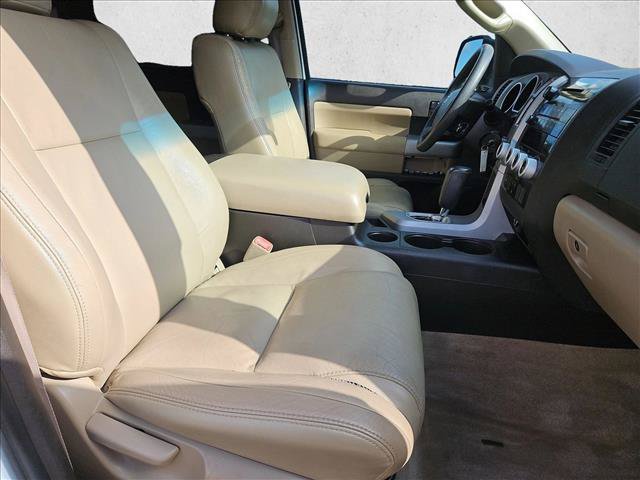 Used 2008 Toyota Sequoia SR5 RWD image 21
