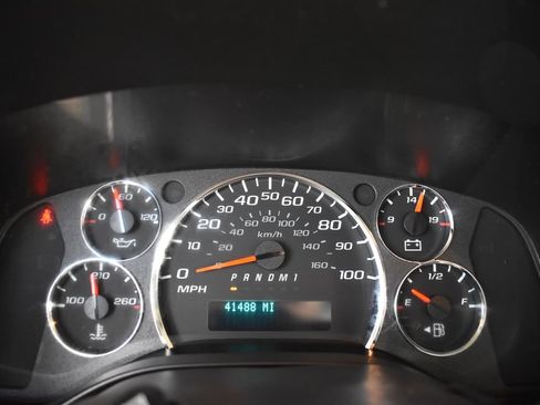 Used 2021 Chevrolet Express 2500 w/ Driver Convenience Package RWD image 13