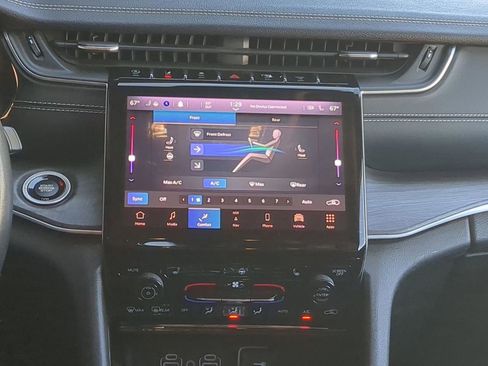 Used 2021 Jeep Grand Cherokee L Limited image 14