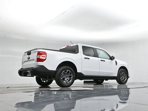 New 2026 Ford Maverick XLT image 46