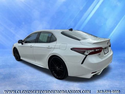Used 2021 Toyota Camry XSE w/ Navigation Package image 9