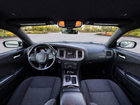 Used 2019 Dodge Charger SXT w/ Blacktop Package RWD image 13