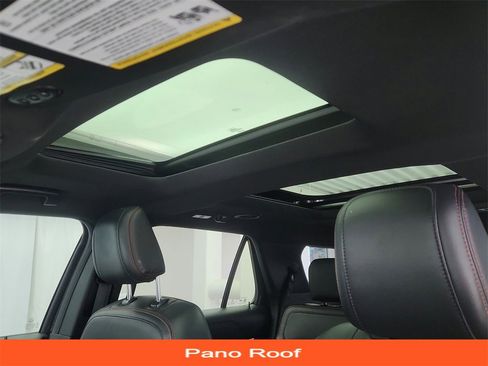 Used 2018 Ford Explorer Sport image 11