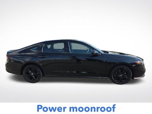 Used 2025 Honda Accord SE image 2