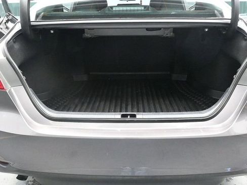 Used 2021 Toyota Camry LE image 11