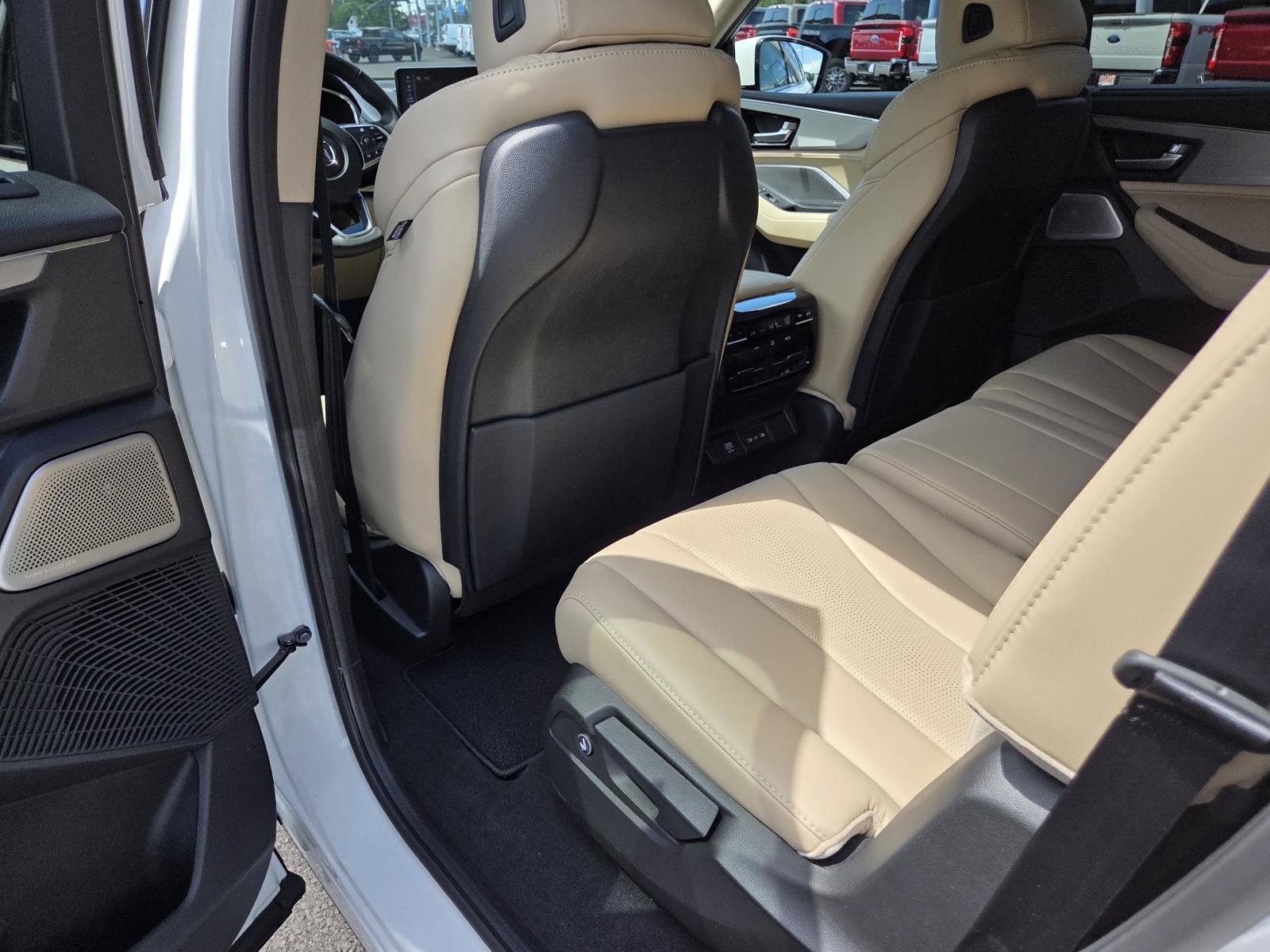 New 2026 Acura MDX w/ Technology Package AWD/4WD image 11
