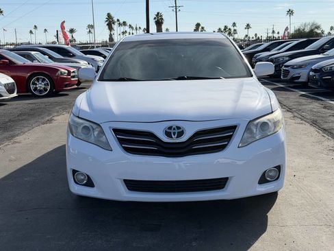 Used 2011 Toyota Camry XLE image 16