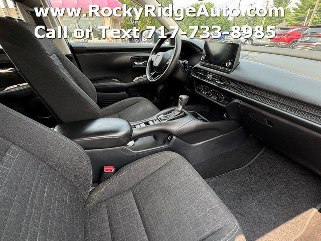 Used 2023 Honda HR-V LX image 13