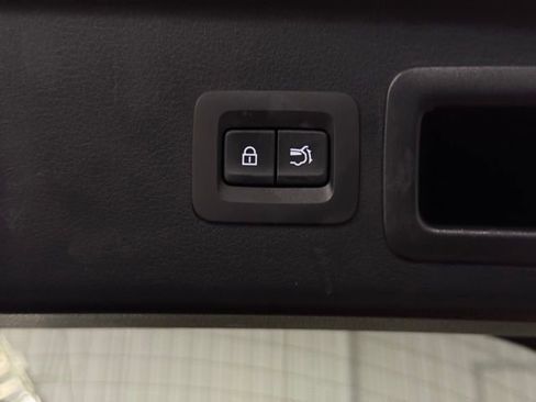 Used 2024 MAZDA CX-30 AWD 2.5 S w/ Premium Package image 11