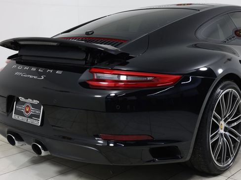 Used 2018 Porsche 911 Carrera S RWD image 40