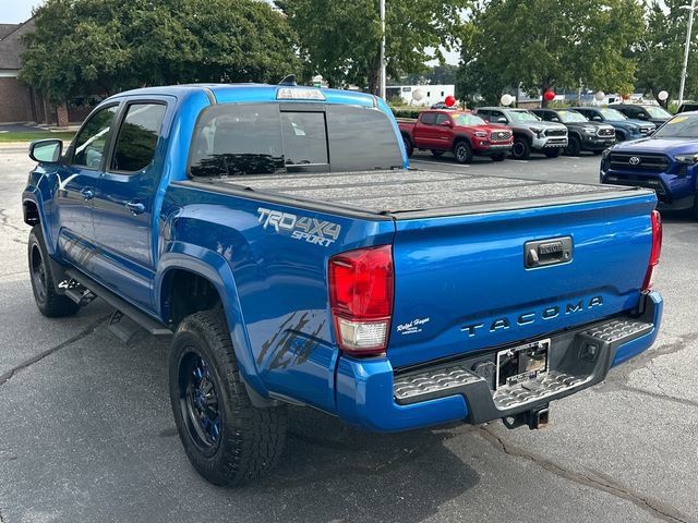 Used 2017 Toyota Tacoma TRD Sport w/ Tow Package (A/T) AWD/4WD image 6