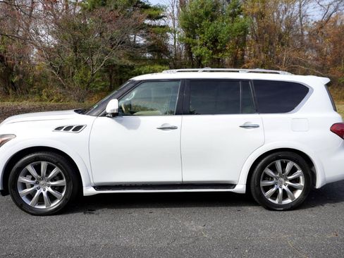 Used 2011 INFINITI QX56 2WD w/ Deluxe Touring Pkg image 4