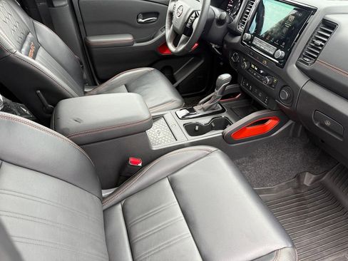 Used 2024 Nissan Frontier PRO-4X w/ Pro Premium Package image 16