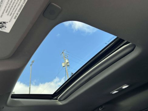 Used 2024 GMC Sierra 2500 Denali w/ Denali Reserve Package image 11