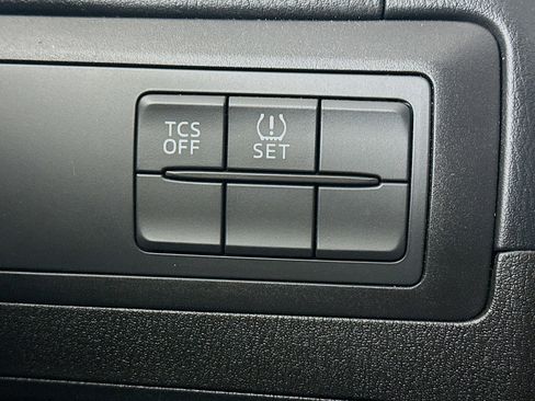 Used 2016 MAZDA CX-5 Sport w/ Rear Camera Package image 16