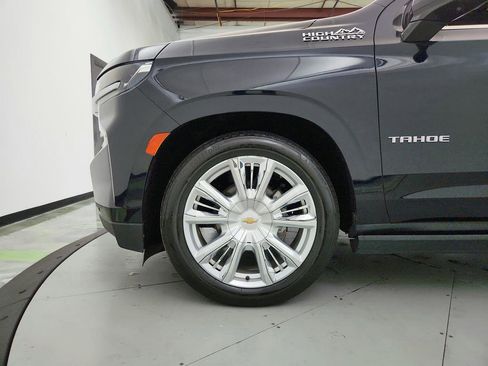 Used 2021 Chevrolet Tahoe High Country AWD/4WD image 33