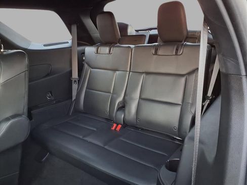 Used 2020 Ford Explorer XLT w/ Equipment Group 202A image 26