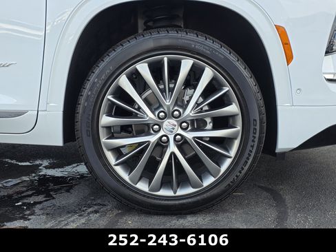 Used 2026 Buick Enclave Avenir w/ Super Cruise Package FWD image 54