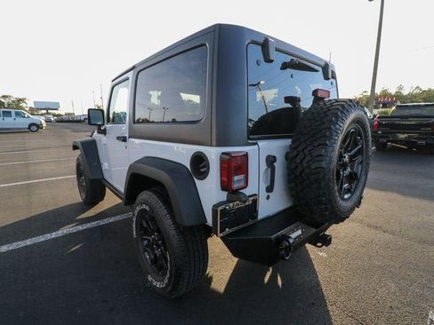 Used 2015 Jeep Wrangler Sport AWD/4WD image 7