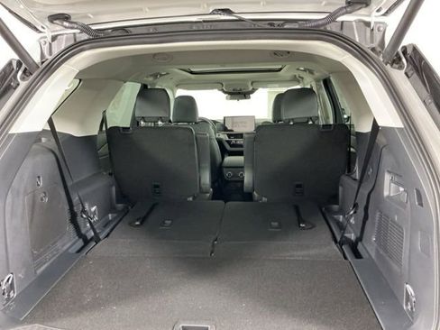 New 2026 Ford Explorer Active w/ Active Comfort Package image 31