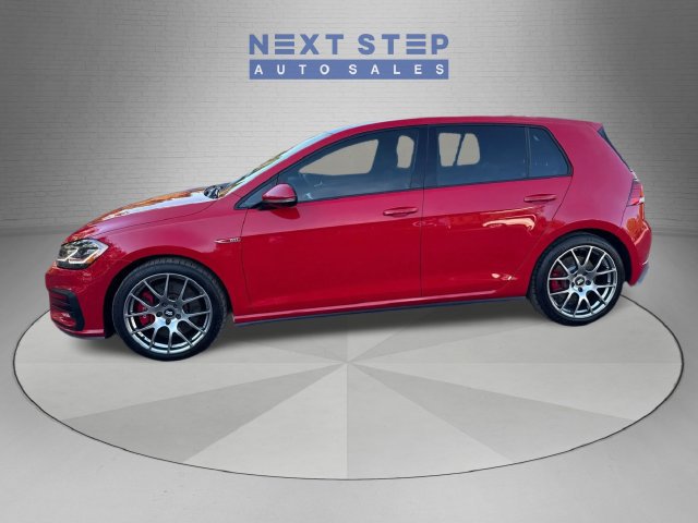 Used 2018 Volkswagen GTI SE FWD image 4