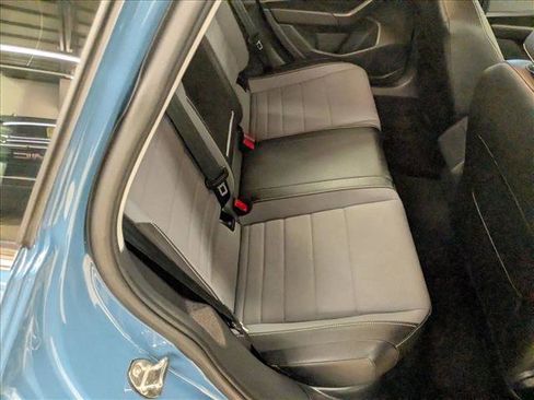 Used 2025 Volkswagen Jetta SE image 20