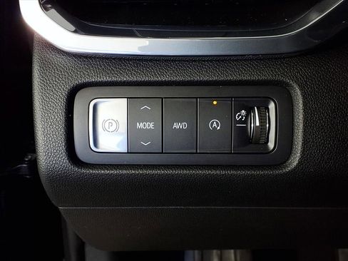 New 2026 GMC Acadia Denali w/ Super Cruise Package AWD/4WD image 37