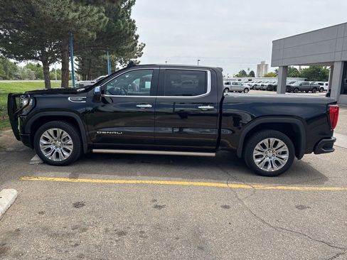 Used 2021 GMC Sierra 1500 Denali w/ Denali Ultimate Package AWD/4WD image 11