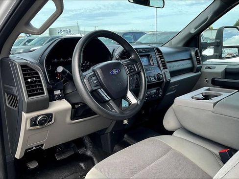 Used 2021 Ford F250 XL w/ Power Equipment Group AWD/4WD image 13