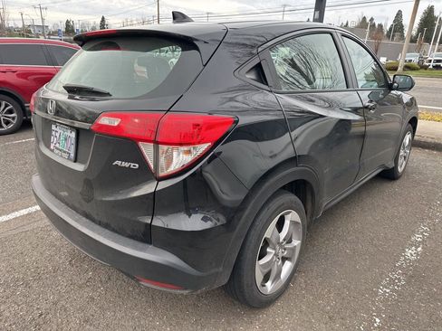 Used 2020 Honda HR-V LX image 4