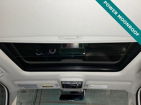 Used 2024 Toyota 4Runner SR5 Premium image 5