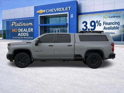 Used 2025 Chevrolet Silverado 2500 Custom w/ Custom Value Package AWD/4WD image 4