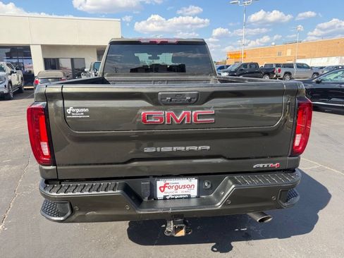 Used 2022 GMC Sierra 2500 AT4 w/ Driver Alert Package I AWD/4WD image 15