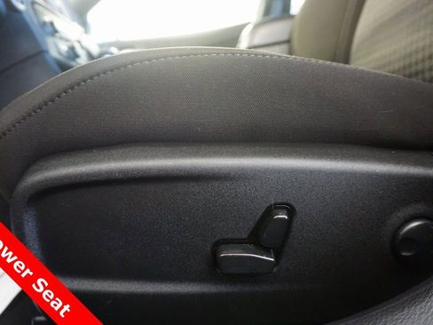 Used 2023 Dodge Charger SXT image 7